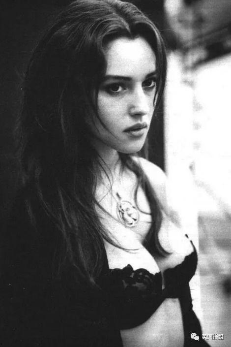 莫妮卡大人吃瓜,揭秘娱乐圈幕后风云