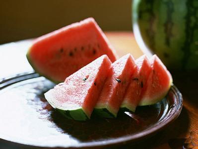 吃小白瓜吃西瓜能减肥吗,揭秘夏日减肥新选择